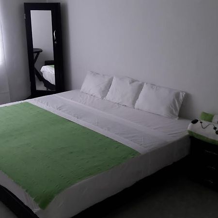 Hostal Deluxe Santander Manizales Buitenkant foto