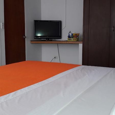Hostal Deluxe Santander Manizales Buitenkant foto