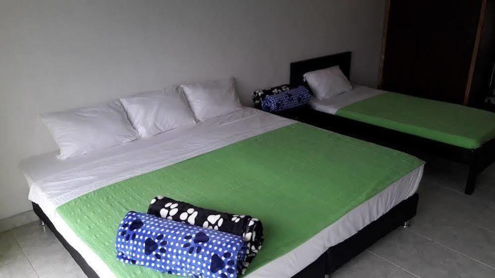 Hostal Deluxe Santander Manizales Buitenkant foto