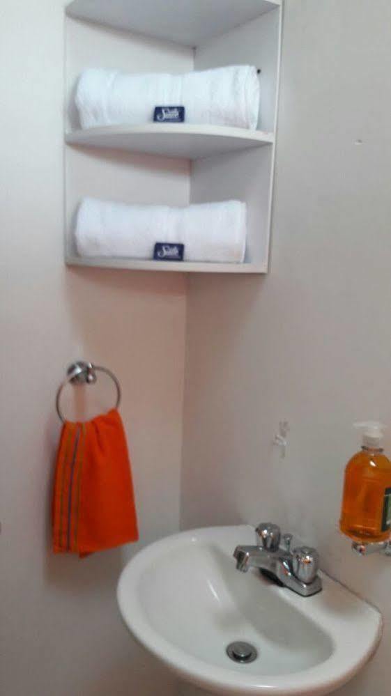 Hostal Deluxe Santander Manizales Buitenkant foto