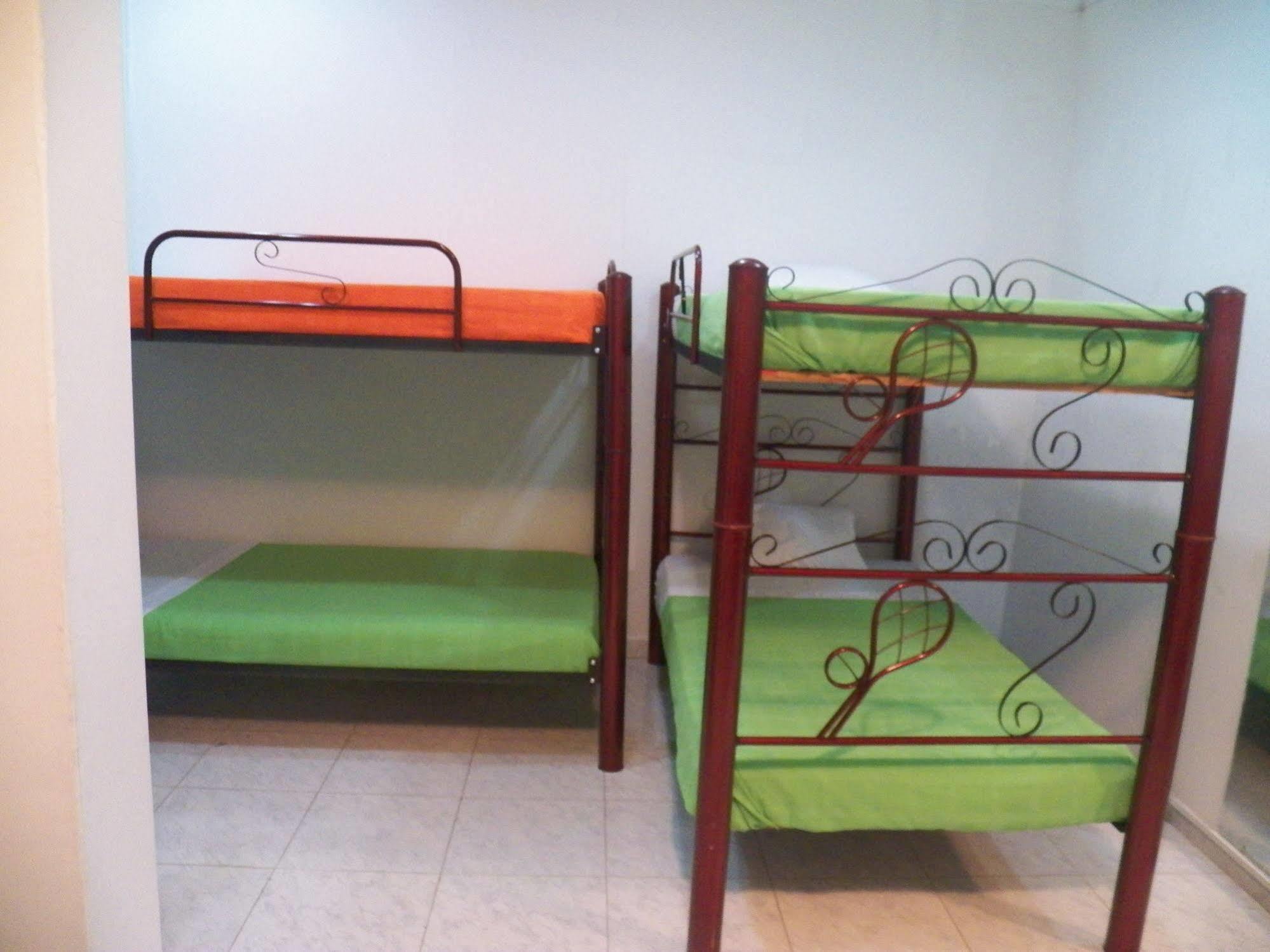Hostal Deluxe Santander Manizales Buitenkant foto
