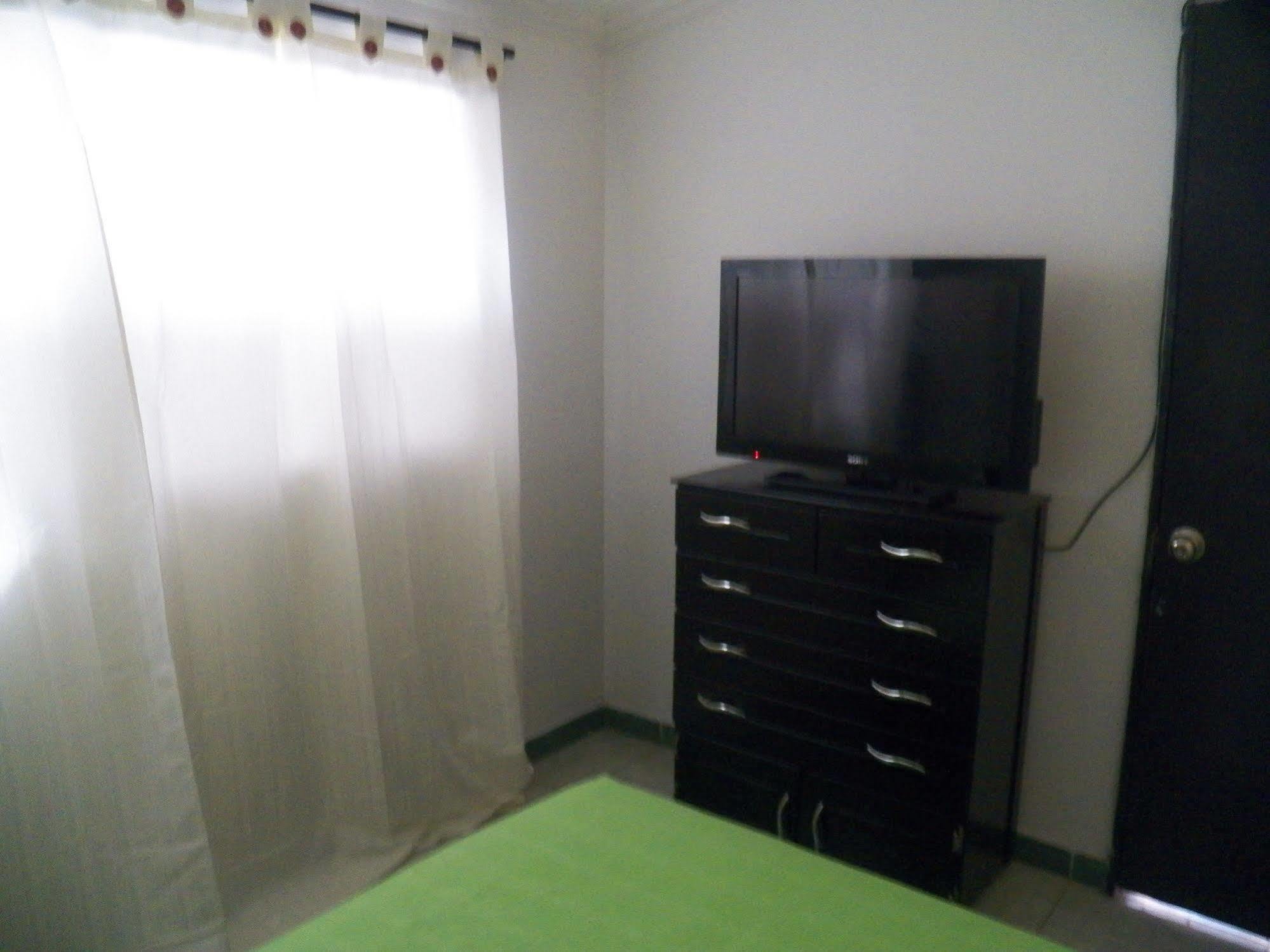 Hostal Deluxe Santander Manizales Buitenkant foto