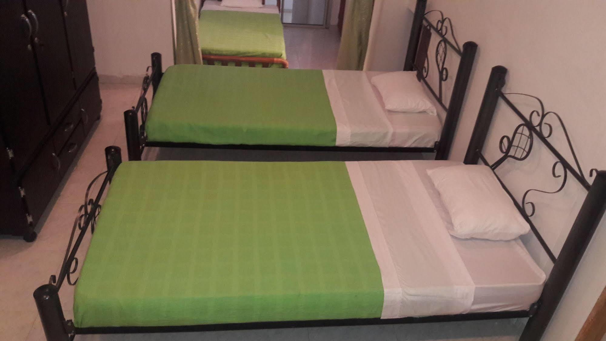 Hostal Deluxe Santander Manizales Buitenkant foto